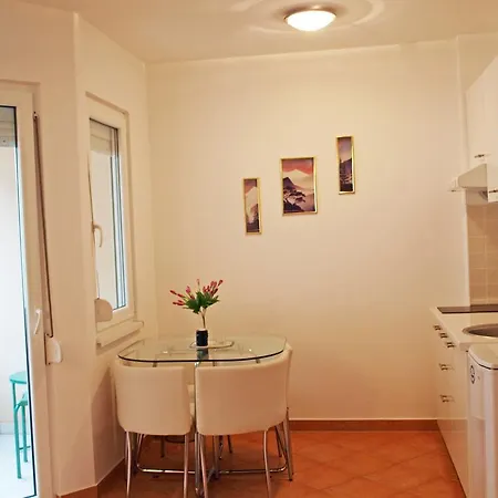 Nova Apartment Starigrad Paklenica