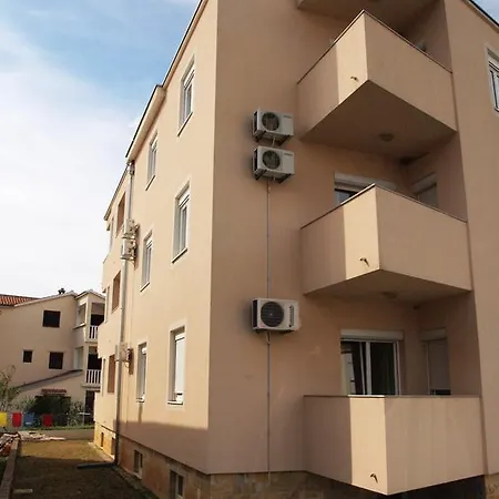 Nova Apartment Starigrad Paklenica