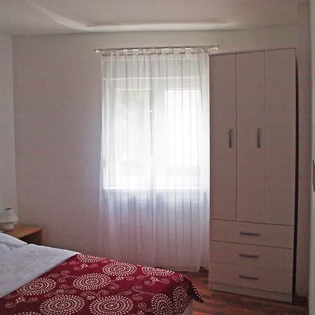 Apartment Nova Starigrad Paklenica